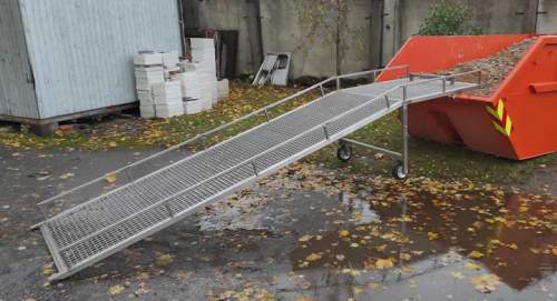 Nerūsējošā tērauda estakāde