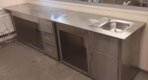 Nerūsējošā tērauda virtuve